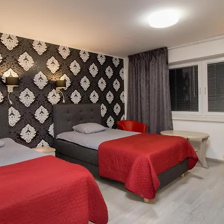 Karevere & Steakhouse Motel